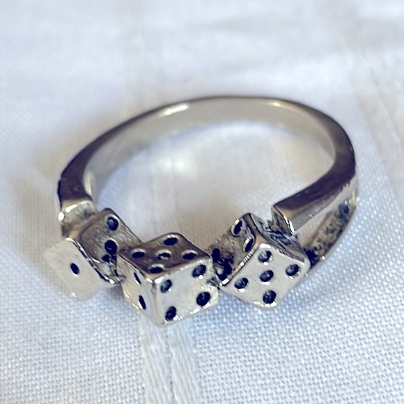 3D Lucky Dice Silver Tone Metal Gambler’s Good Luck Ring - Picture 3 of 8